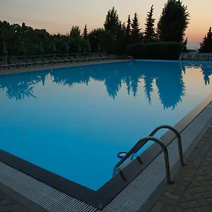 villaggio-turistico-camping-il-fontino.it-tuscanyhotel.com/